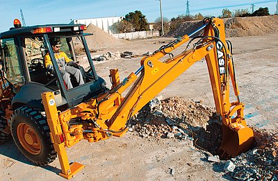 CASE 695 SR – pohled 1