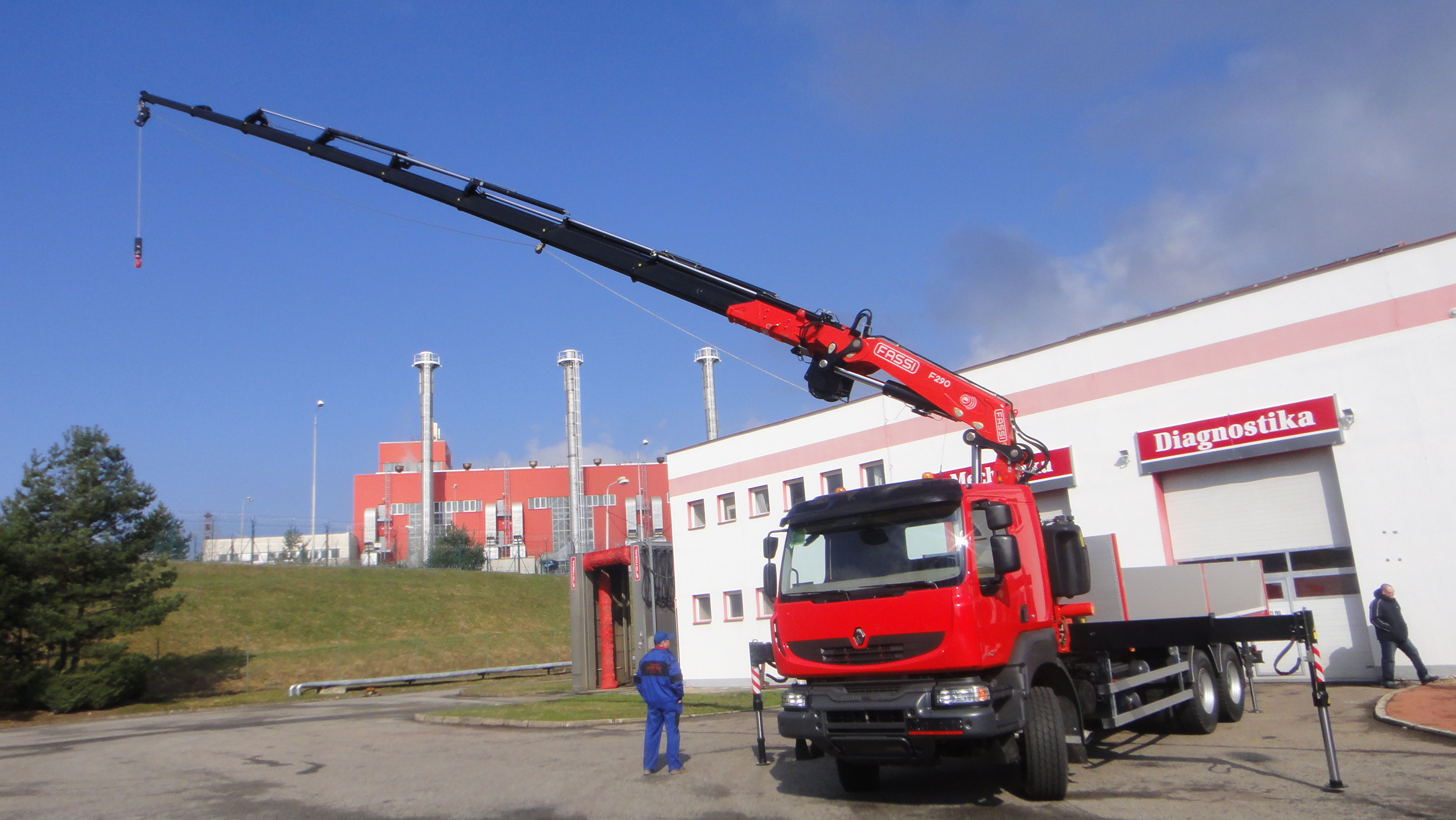 RENAULT KERAX FASSI – pohled 1